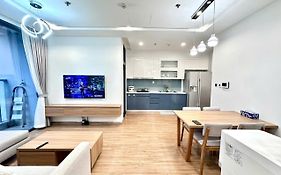 Luxury Apartment In Vinhomes Metropolis Hanoi